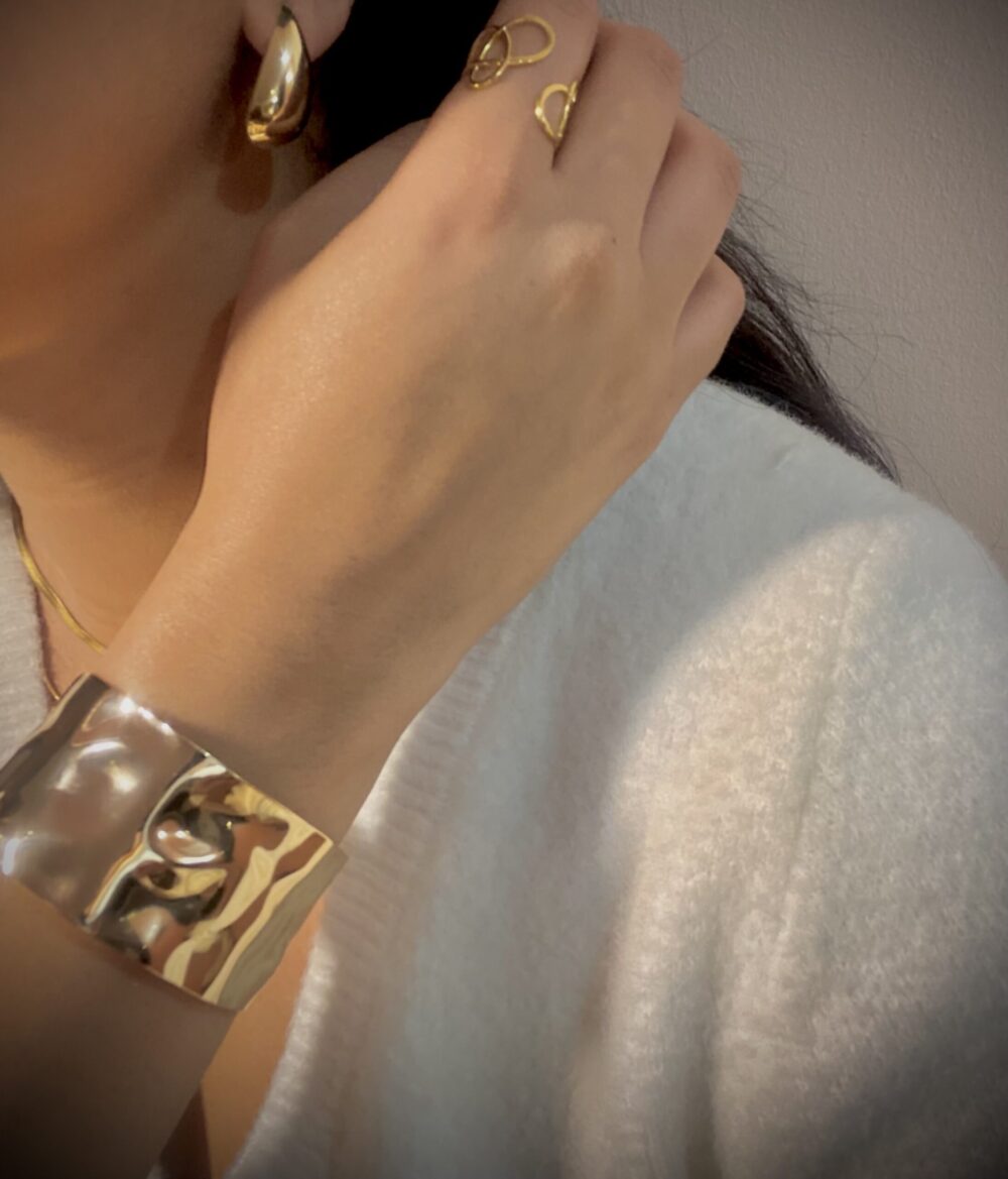 Bracelet manchette Dorée Martelée