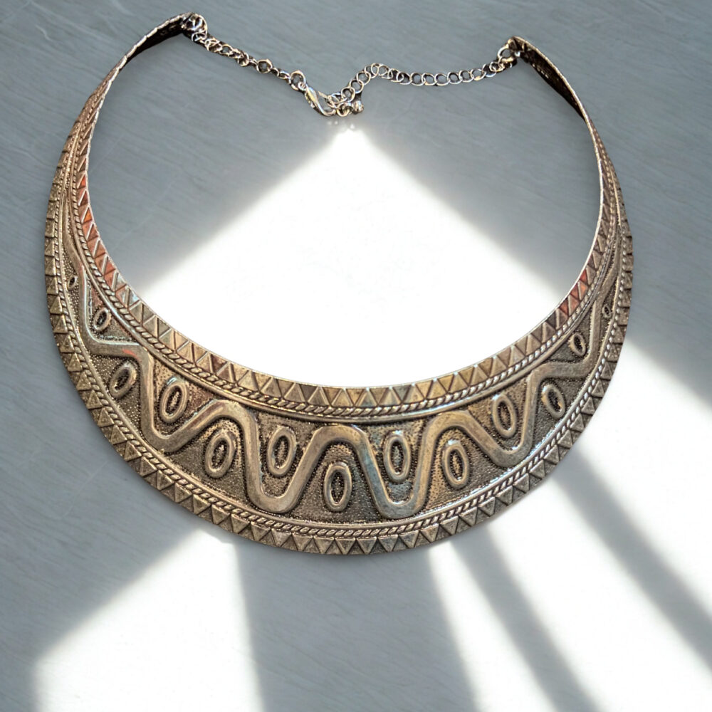 Collier Plastron Sultana